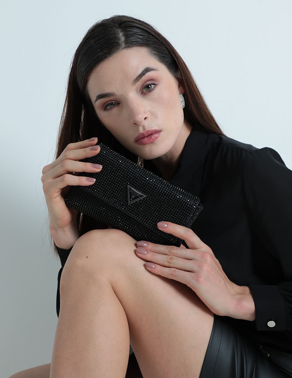 Bolsa clutch Guess para mujer