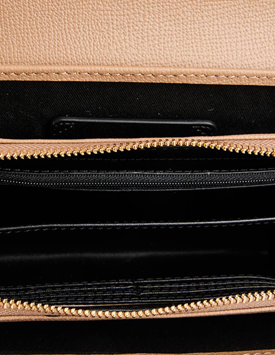 Bolsa crossbody de piel para mujer 8