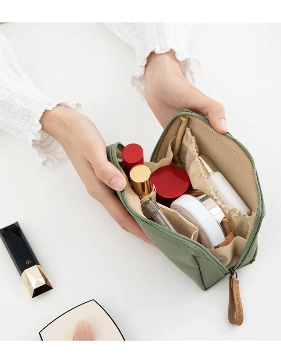 Cosmetiquera 3