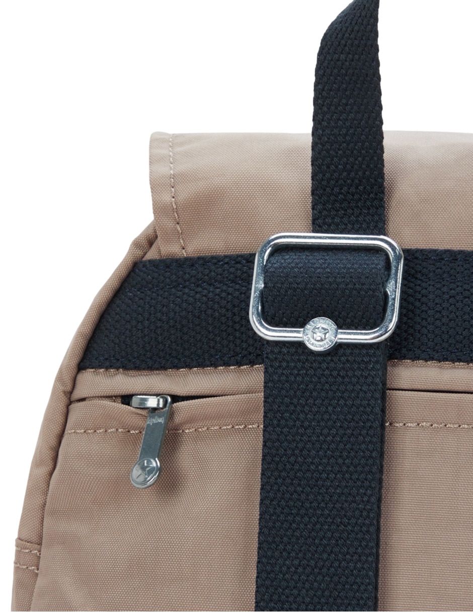 Mochila casual 10