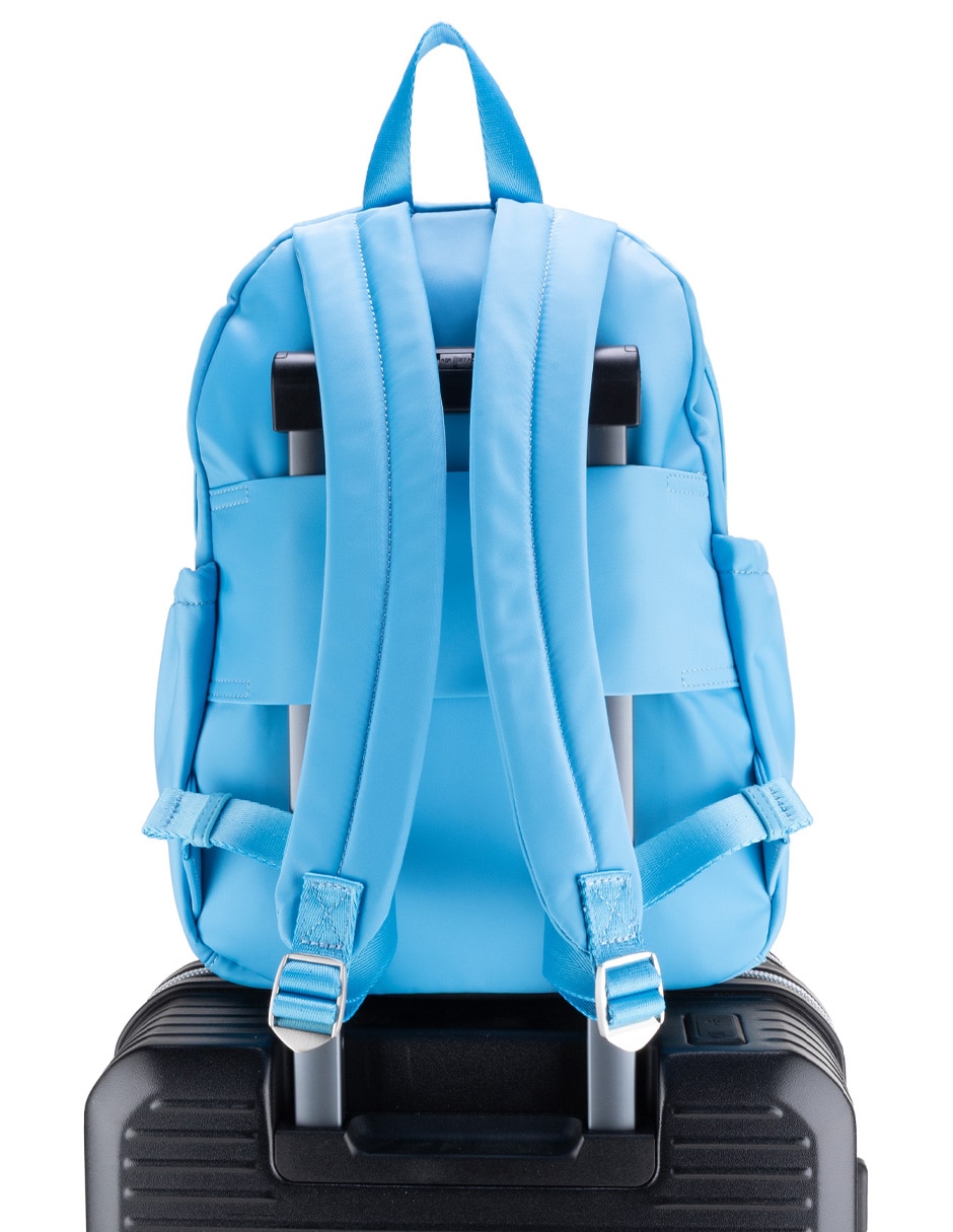 Mochila con porta laptop BTS Con Agatha 2026 para mujer 8