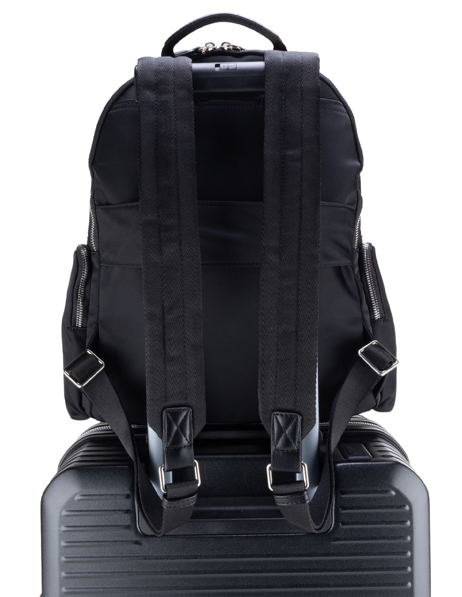 Mochila con portalaptop BTS C2 2026 para mujer 8