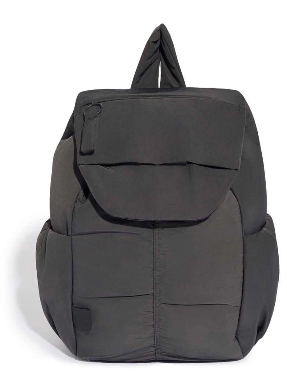 Mochila casual essentials para mujer 1
