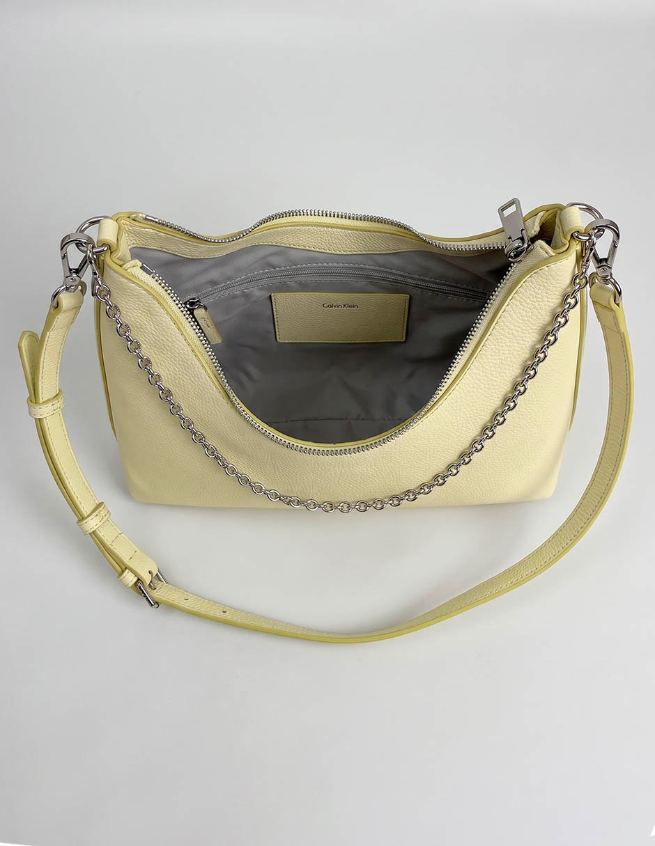 Bolsa shoulder hardware emblem pebble para mujer 3