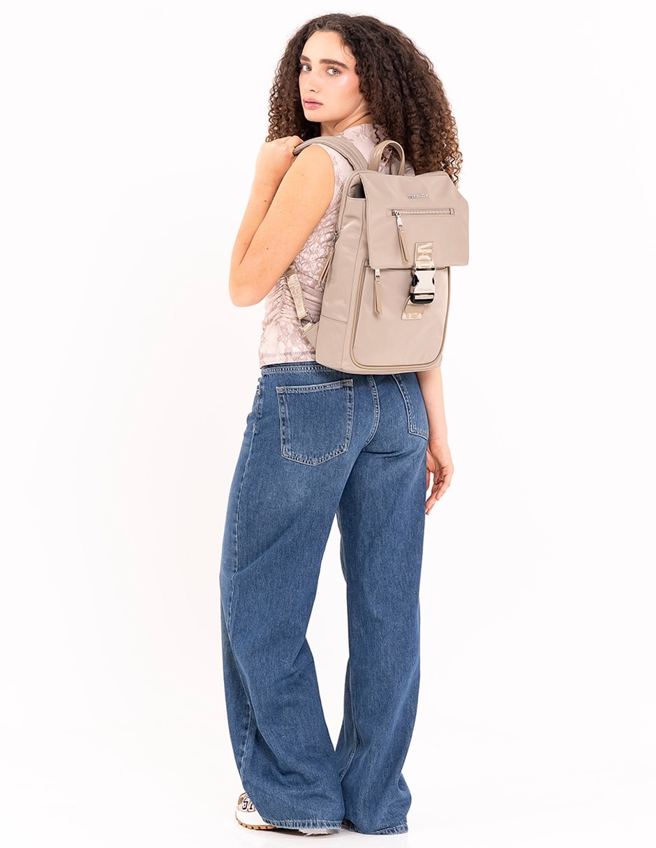 Mochila casual steve madden bcane para mujer