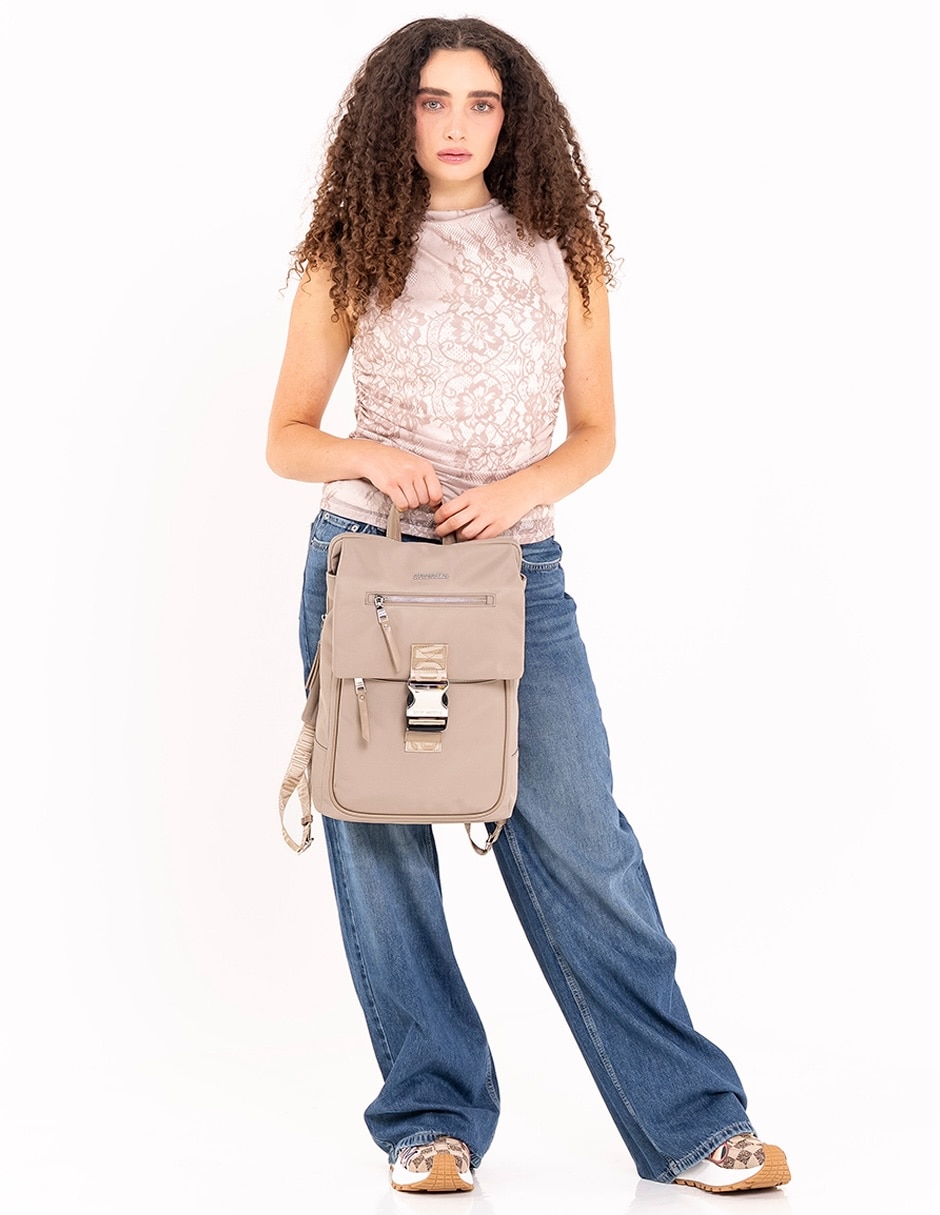 Mochila casual steve madden bcane para mujer