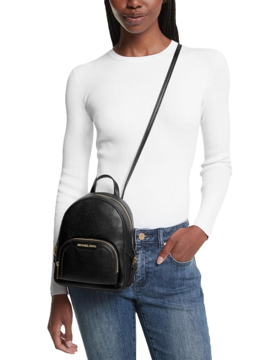 Mochila Backpack No aplica Sin familia o colección No 4