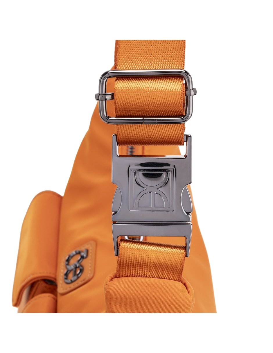 Bolsa hobo ilisfania de piel para mujer 8