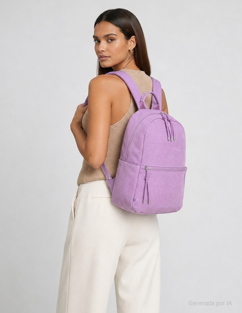 Mochila casual Cloe BTS con Agatha 2026 para mujer